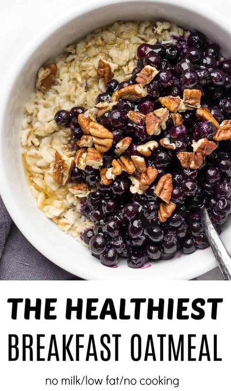 This is the Healthiest Breakfast Oatmeal ready in literally 3 minutes. It's packed with good-for-you ingredients and will keep you full and satisfied for hours. Vegan and Gluten-free. Healthy Breakfast Without Carbs, Low Calorie Oatmeal Breakfast, Low Cal Oatmeal Recipes, Low Calorie Oatmeal Recipes, Basic Oatmeal Recipe, Healthy Breakfast Oatmeal, Low Calorie Oatmeal, Rolled Oats Recipe, Hearty Breakfast Recipes