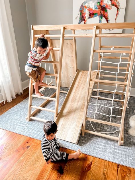 Montessori Jungle Gym, Playroom Jungle Gym, Jungle Gym Playroom, Indoor Jungle Gym Diy, Indoor Gym For Kids, Diy Indoor Playground, Diy Jungle Gym, Indoor Toddler Gym, Jungle Playroom