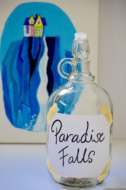 my whimsical world: Adventure is out there!🎈 Paradise Falls Jar, Fall Jars, Paradise Falls, Adventure Is Out There, Disney Rooms, Disney Pixar Movies, Loft Decor, Walt Disney Animation Studios, Walt Disney Animation