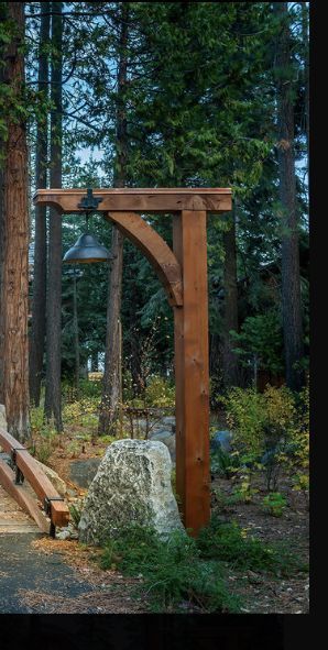 Rustic Property Entrance, Lightpost Landscaping, End Of Driveway Ideas Entrance, Ranch Entrance, Unique Landscaping, Rustic Landscaping, Home Backyard, Driveway Lighting, Driveway Entrance