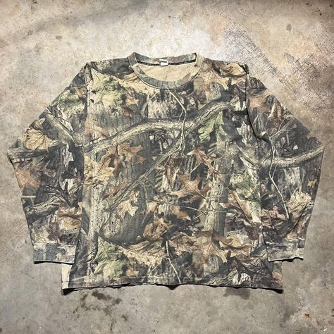 Vintage 90s Realtree Camo Long Sleeve Boxy... - Depop Thrift Finds Clothes, Realtree Shirt, Thrift Manifest, Manifest Board, Dream Items, Camo Long Sleeve, Boxy Shirt, Camo Shirt, Camo Tee