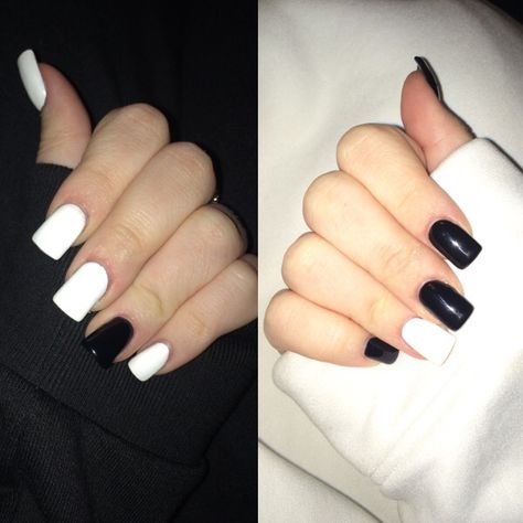 White Nails With Black Accent Nail, Black And White Nails Dip, Black And White Nails Opposite Hands, Black And White Dip Powder Nails, Short Black And White Nails, Black And White Acrylic Nails, Squoval Acrylic Nails, Acrylic Nails White, Stickers Disney