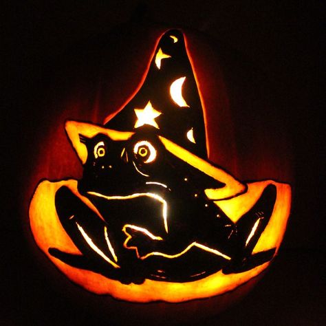 Frog Jack O Lantern, Toad Pumpkin Carving, Frog Pumpkin Carving, Frog Pumpkin, Wizard Frog, Pumkin Carving, Pumpkin Carving Designs, Pumpkin Season, Carving Ideas