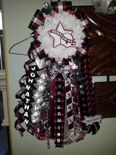 Maroon Homecoming Mums, Mum Decor, High School Crafts, Texas Mums, Diy Wreath Bow, Texas Homecoming Mums, Homecoming Garter, Senior Crown, Crown Ideas