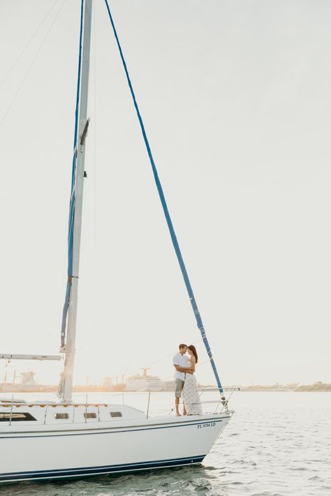 Yacht Shoot, Sailboat Photoshoot, Boat Elopement, Boat Engagement Photos, Boat Engagement, Sailboat Engagement, Sailboat Wedding, Boat Photoshoot, Engagement Announcements