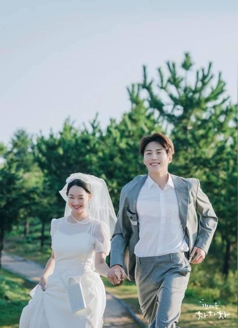 Korean Prenup, Prenup Theme, Home Town Cha Cha, Prewed Concept, Board Engagement, Prenup Ideas, Hometown Cha Cha, Shin Min Ah, Hometown Cha Cha Cha