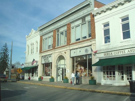 Berea, KY. Where my grandfather Marion Gardner was born in 1908. Berea Kentucky, Berea Ky, Farm Bed, Hidden House, Kentucky Girl, Quilt Shops, My Old Kentucky Home, Nice Weekend, Black And White Film