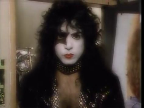 Kiss Pfps Band, Kiss Band Pfp, Starchild Kiss, Kiss Pfp, Mayhem Black Metal, Kiss Concert, Star Child, Eric Carr, Sweet Child O' Mine