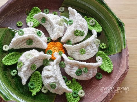 Imaginary World, Regional Food, Craft Things, Lace Weight Yarn, Crochet Food, Mid Autumn Festival, Food Crafts, Fun Diy Crafts, Fall Festival