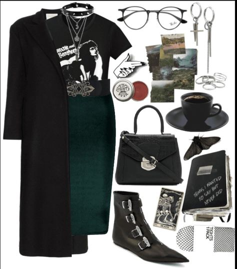 Eco Goth Aesthetic, Soft Goth Outfits, Eco Goth, Grungy Outfit, Soft Goth, Cottagecore Outfits, Goth Aesthetic, Gen Z, Halloween Fashion