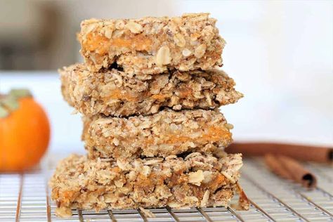 Oatmeal Persimmon Bars-juicy, delicious snack with fiber, vitamins and antioxidants. Ready in 30 minutes. Vegan, gluten free, dairy free. Persimmon Bars, Pumpkin Cranberry Bread, Chocolate Tea Cake, Cream Of Broccoli, Cream Of Broccoli Soup, Pumpkin Cranberry, Cranberry Bread, Oat Bars, Oatmeal Bars