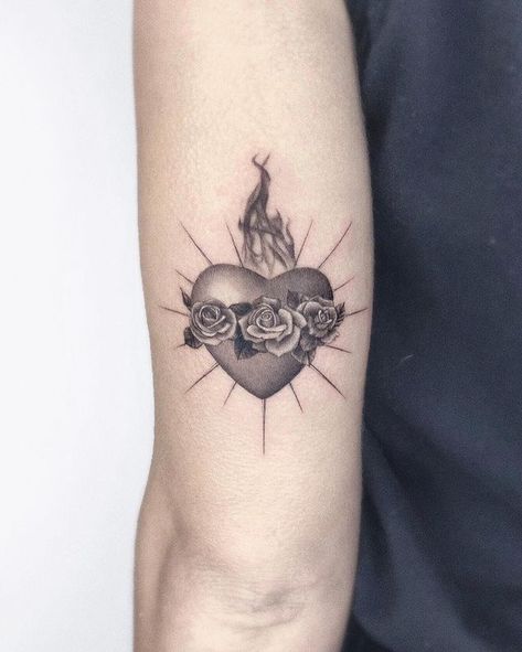 Maya Gat Tattoos 🌿 מיה גת on Instagram: “My only love sprung from my only hate” Flame Tattoos For Men, Flaming Heart Tattoo, Flames Tattoo, Flame Tattoo, Flaming Heart, Flame Tattoos, In Flames, Photo B, Heart Tattoo