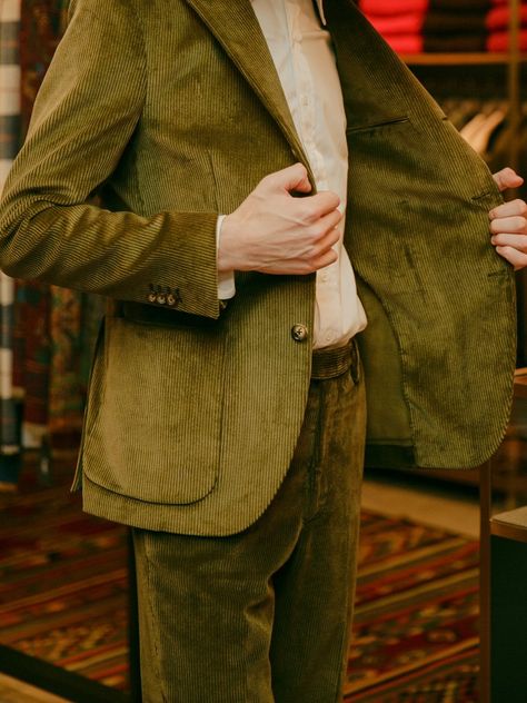 Sport Coat Outfit, Cashmere Suit, Tweed Sport Coat, Fall Suit, Tailored Clothes, Best Dressed Man, Soft Tailoring, Green Suit, Guest Attire