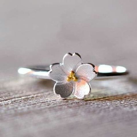 Dainty Women, Cherry Blossom Ring, Girlfriend Ring, Silver Flower Ring, Romantic Rings, Ringe Gold, Adjustable Jewelry, Jewelry Style, Argentium Silver