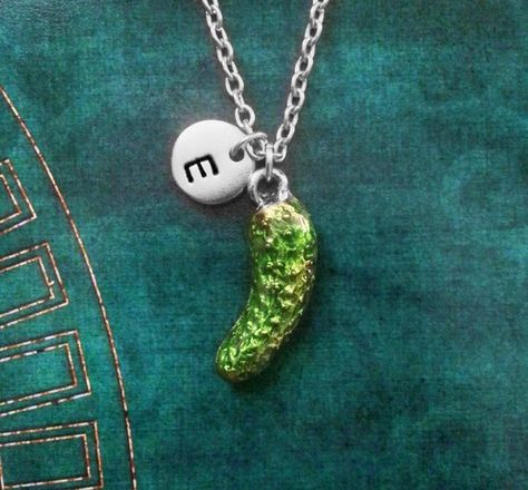 Pickle Necklace VERY SMALL Pickle Jewelry Green Pickle Charm Necklace Enamel Pickle Pendant Necklace Pickle Jewelry, Food Keychain, Pickle Gifts, Enamel Keychain, Food Necklace, Initial Keychain, Necklace Initial, Small Charms, Charm Keychain