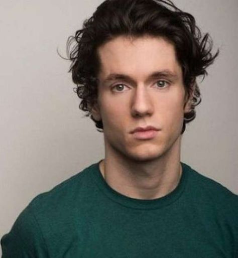 James Nicholas Scully Age, Net Worth, Wiki, Height and More 2021 James Scully, College Names, Leading Men, Young Celebrities, Jake Gyllenhaal, Evan Peters, Marital Status, San Antonio Texas, Shows On Netflix