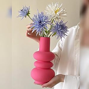 Its giving...danish pastel Hot Pink Vase, Wedding Decor Modern, Tall Ceramic Vase, Modern Wedding Centerpieces, Geometric Shapes Design, Unique Vase, Hot Pink Flowers, Pink Vase, Unique Vases