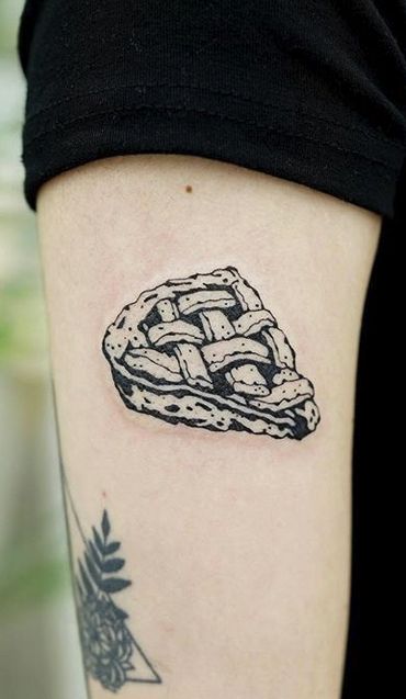 Apple Pie Tattoo Apple Pie Tattoo, Pie Tattoo, Apple Tattoo, Food Tattoos, Tattoo Black, Grey Tattoo, Tattoo Sleeve, Minimal Tattoo, Black And Grey Tattoos