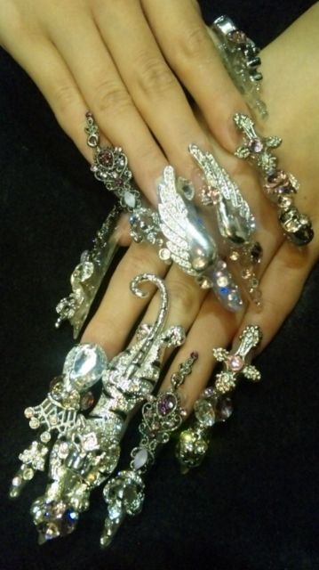 ! Nail Designs 2014, 3d Nail Designs, All That Glitters, 3d Nails, Bling Bling, Makeup Nails, Pretty Nails, Cute Nails, Nail Inspo