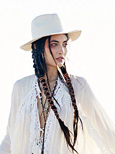 Hippie Chic Fashion, Stile Boho Chic, Look Boho Chic, Estilo Hippy, Mode Hippie, Estilo Hippie, Felt Hat, Wide Brimmed Hats, Hippie Chic