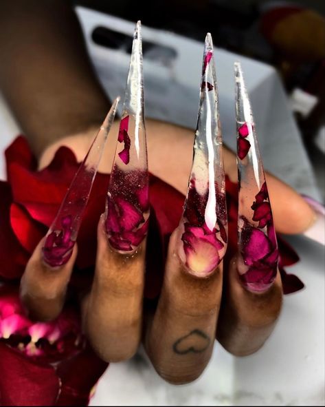 Nail Pallet, Acrylic Nail Designs Coffin, Encapsulated Nails, Luminous Nails, Sharp Nails, Drip Nails, Dope Nail Designs, Exotic Nails, Rose Nails