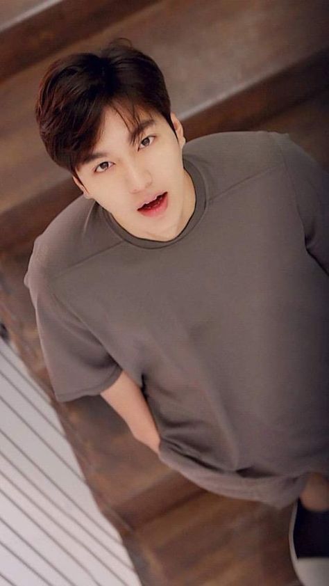 Lee Min Ho Wallpaper Iphone, Le Min Hoo, Lee Min Ho Pics, Le Min Ho, Lee Min Ho Dramas, Lee Min Jung, Kore Ulzzang, Korean Male Actors, Lee Min Hoo