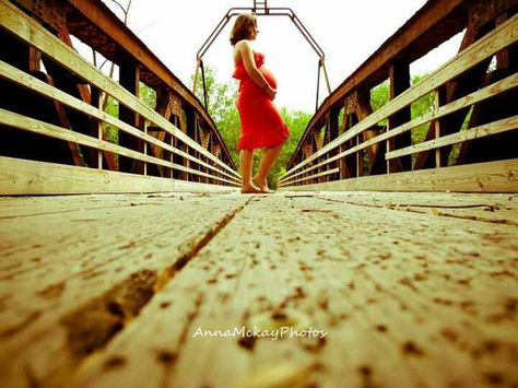 Pregnancy, maternity photos. Outdoor. Rich/warm color on bridge Pregnancy Maternity Photos, Maternity Photos Outdoor, Outdoor Pics, Maternity Photography Family, Baby Bump Pictures, Bump Pictures, Maternity Photography Poses Couple, Maternity Photography Poses Pregnancy Pics, Maternity Photography Outdoors