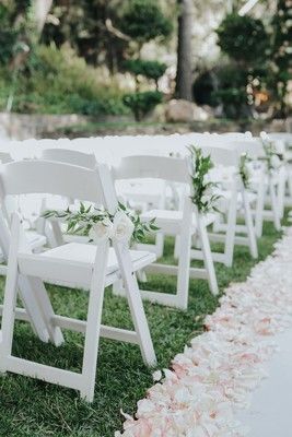 Charlotte Wedding Venues, Calamigos Ranch Wedding, Wedding Venues North Carolina, Calamigos Ranch, Golf Course Wedding, Charlotte Wedding, Whimsical Wonderland Weddings, Ceremony Flowers, Aisle Decor