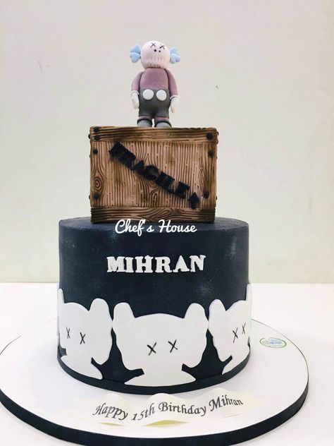 Kaws Cake Ideas, Kaws Cake Design, Kaws Birthday Cake, Kaws Birthday Party, Kaws Cake, Novelty Cake, 13 Birthday, Mirror Glaze Cake, Online Cooking Classes