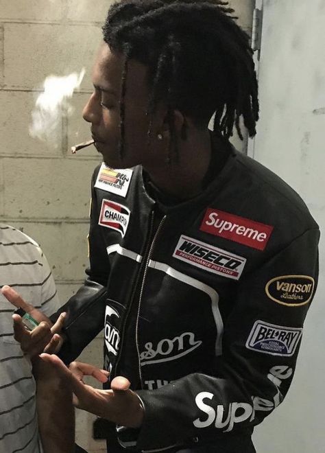 Cash Carti, Rap Wallpaper, Super Rich Kids, Rap Aesthetic, Rich Kids, Discord Server, My Vibe, Fitness Inspo