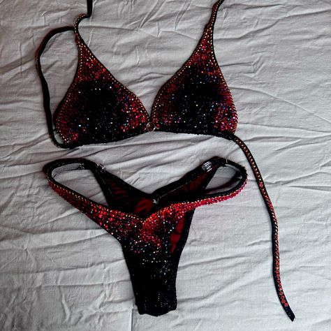 Brand New Tamee Marie Posing Suit. Never Worn. Has Pockets For Padding Will Fit Up To Dd. Adjustable Straps With Safety Pins. Bottom Fits 120-145 Lbs. Fully Stoned Beautiful Red And Black Ombr! Elastic In Hip Straps For A Higher/Adjustable Fit. Bodybuilding Suits, Posing Suits, Safety Pins, Safety Pin, Red And Black, Bodybuilding, Adjustable Straps, Black And Red, Elastic