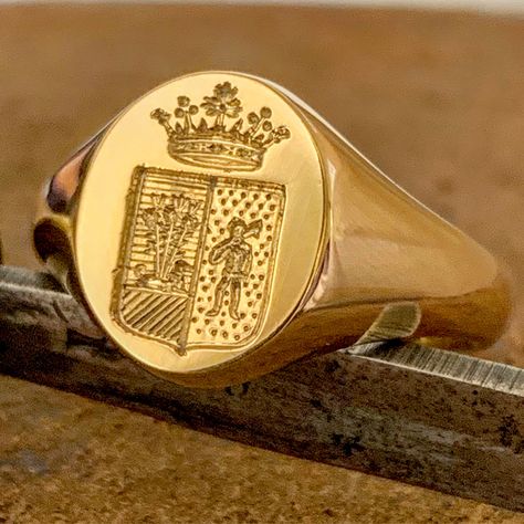 Close up shot 🧐 Gucci Leather Shoes, Bishop Ring, Viking Rings, Solomons Ring, Family Crest Rings, Mens Ring Designs, Family Shield, Rings Hand, Mens Bangles