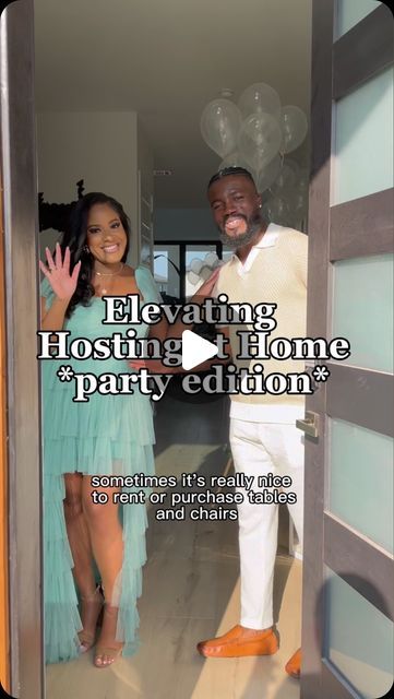 Queen - Lifestyle Influencer on Instagram: "Sharing some of my favorite hosting items *party edition*   Which items did you like?   Comment SHOP for a DM with links to the items in this video.   https://liketk.it/4LQY0  you must be following me to get the link or it will go to spam.  This was our baby shower last August which was sooo gorgeous to me. The details turned out exactly how I wanted (we all know that doesn’t happen every time lol)   Let me know if you guys have any question!   Vendors: Florals @traderjoes  Balloon Backdrop @eventsbymariaa  Decor @mylifeisqueen  Food @fusionvibes1  Cake @cakebartrinitygroves decorated by me  Tables and chairs were rented from in Dallas  from Bounce Universe 4696002291  #hosting #brunchathome #homedecor #kitchenfavorites #dinnerparty #dinner #food Home Decor For Party, Dinner Party Finger Foods, Hosting A Housewarming Party, Backyard Event Ideas, Living Room Party Setup, Table Setup For Party Layout, Winter Party Ideas For Adults, Birthday Party Food Ideas For Kids, House Party Decorations Birthday Adult