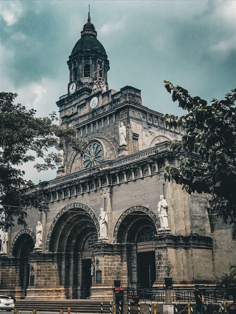 San Agustin Church Intramuros, Intramuros Aesthetic, Church Philippines, San Agustin Church, Aesthetic Church, Romanticize Studying, Church Aesthetic, Church Backgrounds, Cathedral Church