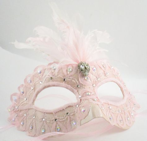 Hoco Decorations, Masquerade Mask Aesthetic, Masquerade Party Dress, Quince Outfits, Pink Masquerade Mask, Pink Masquerade, Prom Mask, Masquerade Halloween Costumes, Oc Au