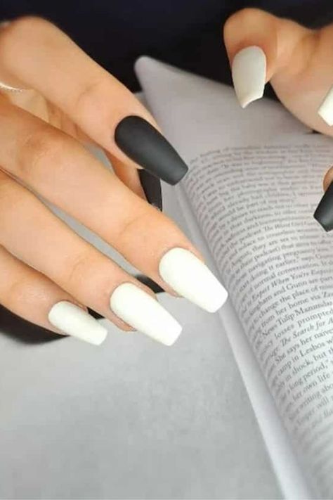 For a basic but still totally chic look, go for a set of matte black and white acrylic nails in a coffin shape. The plain polish and refined finish make this look clean and effortlessly elegant. White Acrylic Nails, Glow Up?, Matte Black, Nail Art Designs, Acrylic Nails, Nail Art, Black And White, Nails, Black