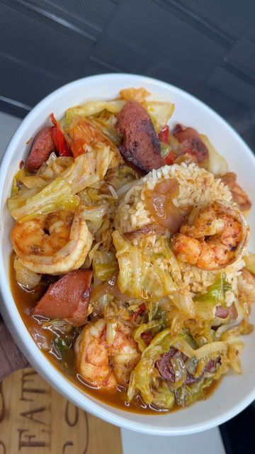 Lee M.Ed on Instagram: "Spicy Cabbage w/ Smoked Sausage & Cajun Shrimp! As always step by step process in my highlights! Detailed RECIPE link in bio!!!!!!! How do you like yours? Rice or No Rice????? #spicycabbage #shrimpcabbage #cabbgelovers" Cabbage And Sausage Gumbo, Gumbo Greens, Sausage And Shrimp Recipes, Spicy Cabbage, Cabbage And Sausage, Easy Rice Recipes, Caribbean Cuisine, Shrimp Recipes For Dinner, Cajun Shrimp