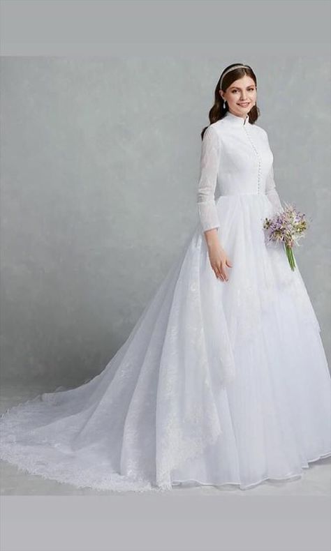 High Neck Wedding Gown, Wedding Dresses High Neck, Mexico Wedding Dress, Dresses High Neck, Muslimah Wedding Dress, Wedding Dress Gallery, Long Sleeve Wedding Gowns, Modest Wedding Gowns, High Neck Wedding Dress