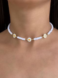 Chocker Aesthetics, Diy Aretes Aesthetic, Chokers Aesthetic, قلادات متدلية, Pop Jewelry, Preppy Jewelry, Pretty Jewelry Necklaces, Beaded Necklace Diy, Diy Bracelet Designs