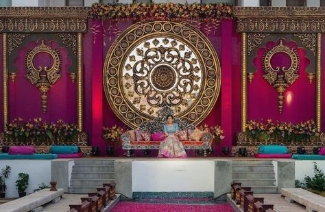 Hindu Wedding Decorations, Indian Wedding Stage, Indian Wedding Decorations Receptions, Engagement Stage Decoration, Reception Stage Decor, Indian Wedding Decor, Mehendi Decor, Wedding Stage Backdrop, Wedding Stage Decor