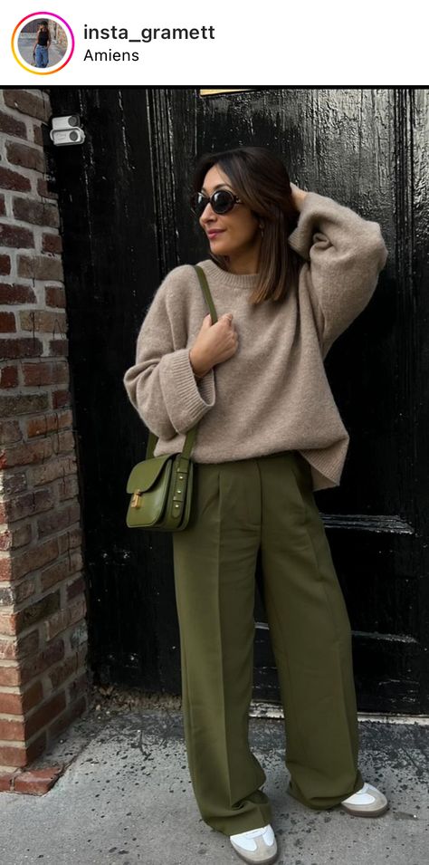 Work Outfit Autumn Office Wear, Big Sweater Work Outfit, Olive Wide Pants Outfit, Green Jeans Outfit Fall, Fall Outfits Green Pants, Green Winter Outfits For Women, Green Business Casual Outfits, Olive Green Pants Outfit Aesthetic, Fall Smart Casual Outfits