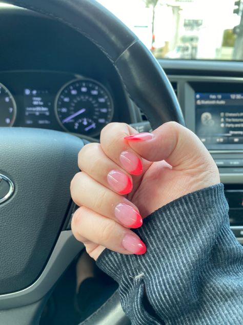 Pink Tip Dip Nails, Red French Dip Nails, Preppy Red Nails, Red French Tip Dip Powder Nails, Pink Nails With Red French Tip, Pink Red French Tip Nails, Pink Nails Red French Tip, Dip Powder Nails French Tip Color Pink, Pink Nails Red Tips