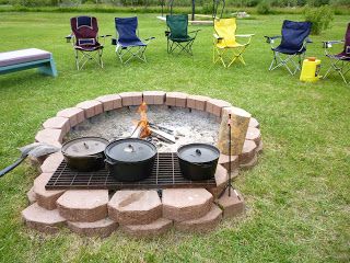 open pit with grill love Homemade Fire Pit, Diy Fire Pit Ideas, Fire Pit Cooking, Backyard Fire Pit, Dutch Oven Cooking, Fire Pit Ideas, Fire Pit Grill, Diy Pool, Fire Pit Designs