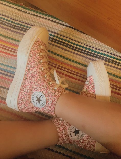 Fancy Converse, Converse Wishlist, Converse Summer, Cute Converse, Love Shack Fancy, All Star Shoes, Girls Converse, Platform Converse, Pretty Star