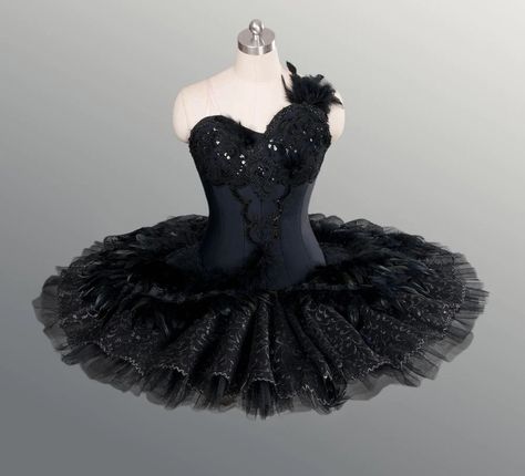 Black Swan Outfit, Swan Outfit, Ballet Costumes Tutus, Black Swan Costume, Classical Ballet Tutu, Swan Lake Ballet, Swan Dress, Ballerina Costume, Ballet Russe