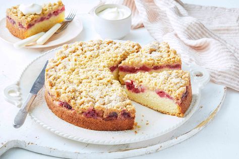 Apple cinnamon crumble meets moist raspberry tea cake in this delightful afternoon tea or dessert. Whole Orange Cake, Best Healthy Foods, Tea Cake Recipe, Easy Apple Cake, Raspberry Crumble, Cinnamon Crumble, Springform Pan Cake, Tea Cakes Recipes, Bake Sale Recipes