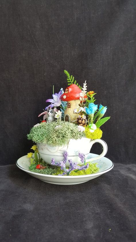 Teacup Fairy Garden, Fairy Teacup Garden, Fairy Teacup, Candle Theme, Vegetable Garden Planner, Teacup Gardens, Teacup Crafts, Fairy Homes, Fairy Garden Crafts