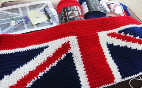 Union Jack Pillow Graph | HodgePodge Crochet Union Jack Pillow, Union Jack Cushions, London Flag, Crochet Cushion Pattern, Oddly Specific, Graph Crochet, American House, Crochet Pillows, Union Jack Flag