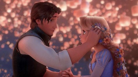 Rapunzel Edits, Rapunzel Video, Couples Disney, Tangled Movie, Rapunzel And Eugene, Disney Princess Movies, Disney Princess Quotes, Disney Characters Videos, Cute Disney Pictures