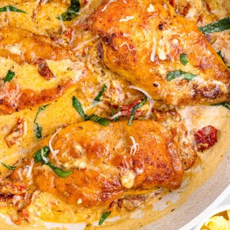 Marry Me Chicken - Sweet Tea and Sprinkles Marry Me Chicken Recipe, Marry Me Chicken, Creamy Chicken Pasta, Food Decorations, Country Cooking, Meal Suggestions, Chicken Dishes Recipes, Juicy Chicken, Poultry Recipes